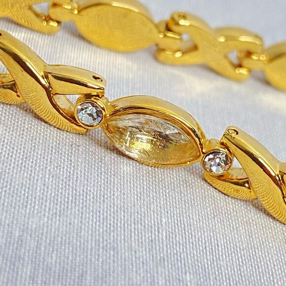 XO Bracelet Gold Tone Chain Links With Clear Round And Oval Stones Folding Clasp - Picture 7 of 10